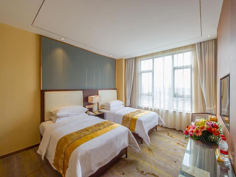 Vienna International Hotel Diecai Wanda High Speed ​​Rail Station Guilin Esterno foto
