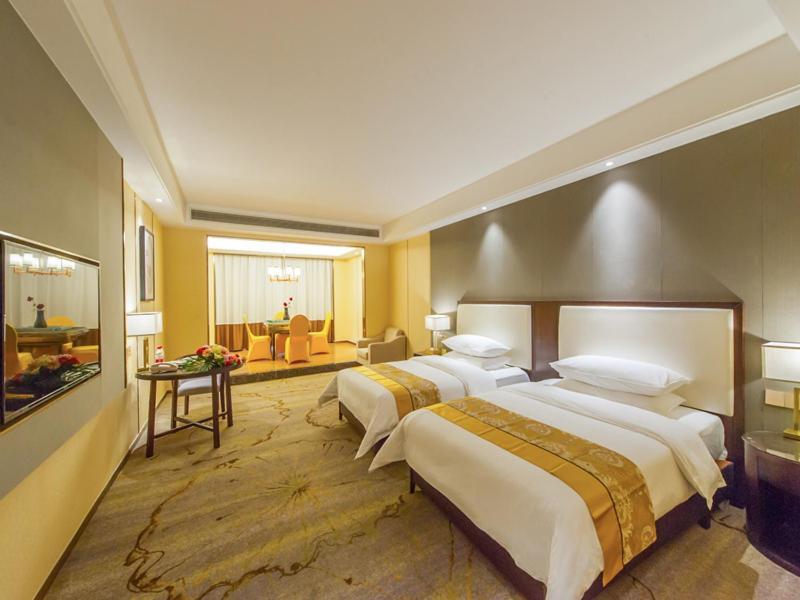 Vienna International Hotel Diecai Wanda High Speed ​​Rail Station Guilin Esterno foto