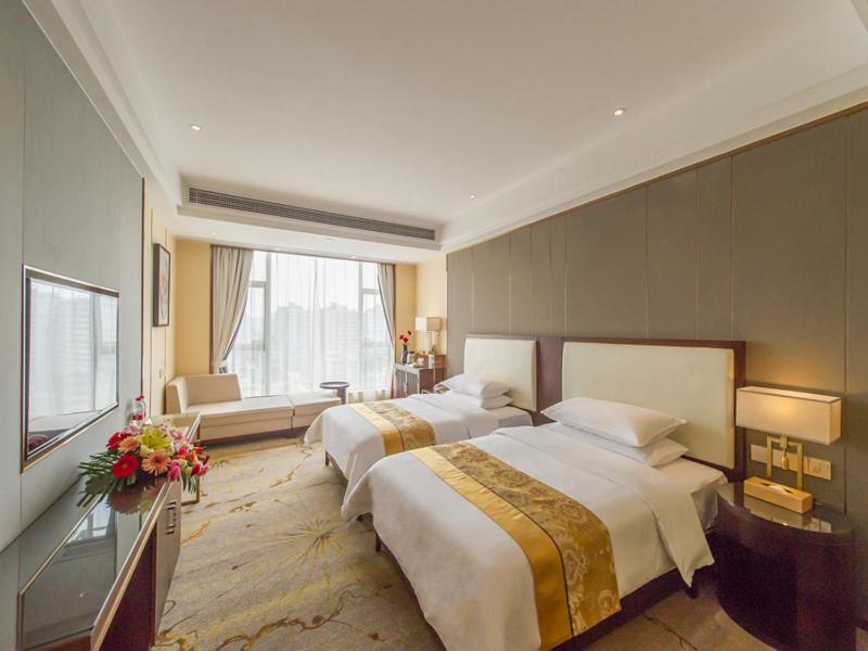 Vienna International Hotel Diecai Wanda High Speed ​​Rail Station Guilin Esterno foto