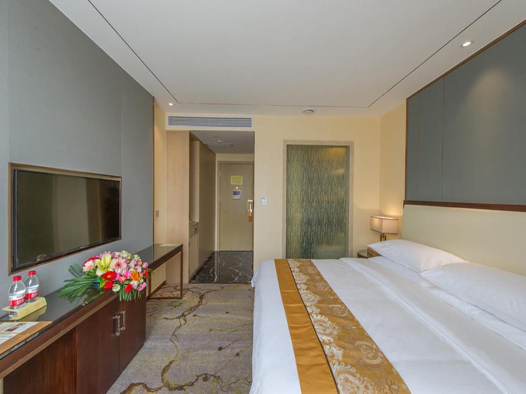 Vienna International Hotel Diecai Wanda High Speed ​​Rail Station Guilin Esterno foto