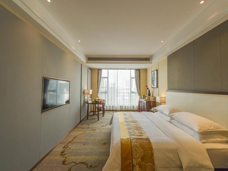 Vienna International Hotel Diecai Wanda High Speed ​​Rail Station Guilin Esterno foto